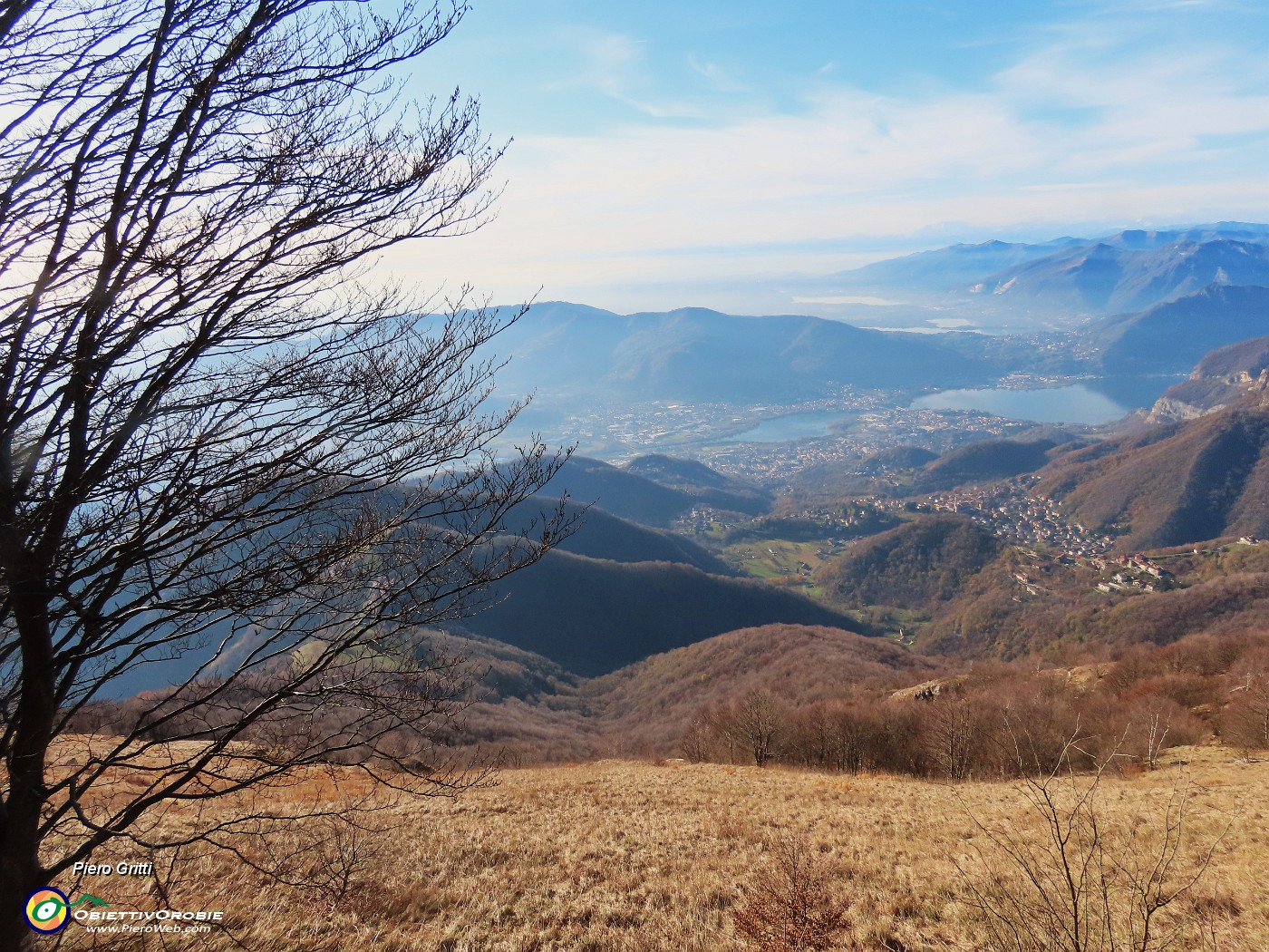 50 Dal Sacrario del Monte Tesoro splendido panorama .JPG